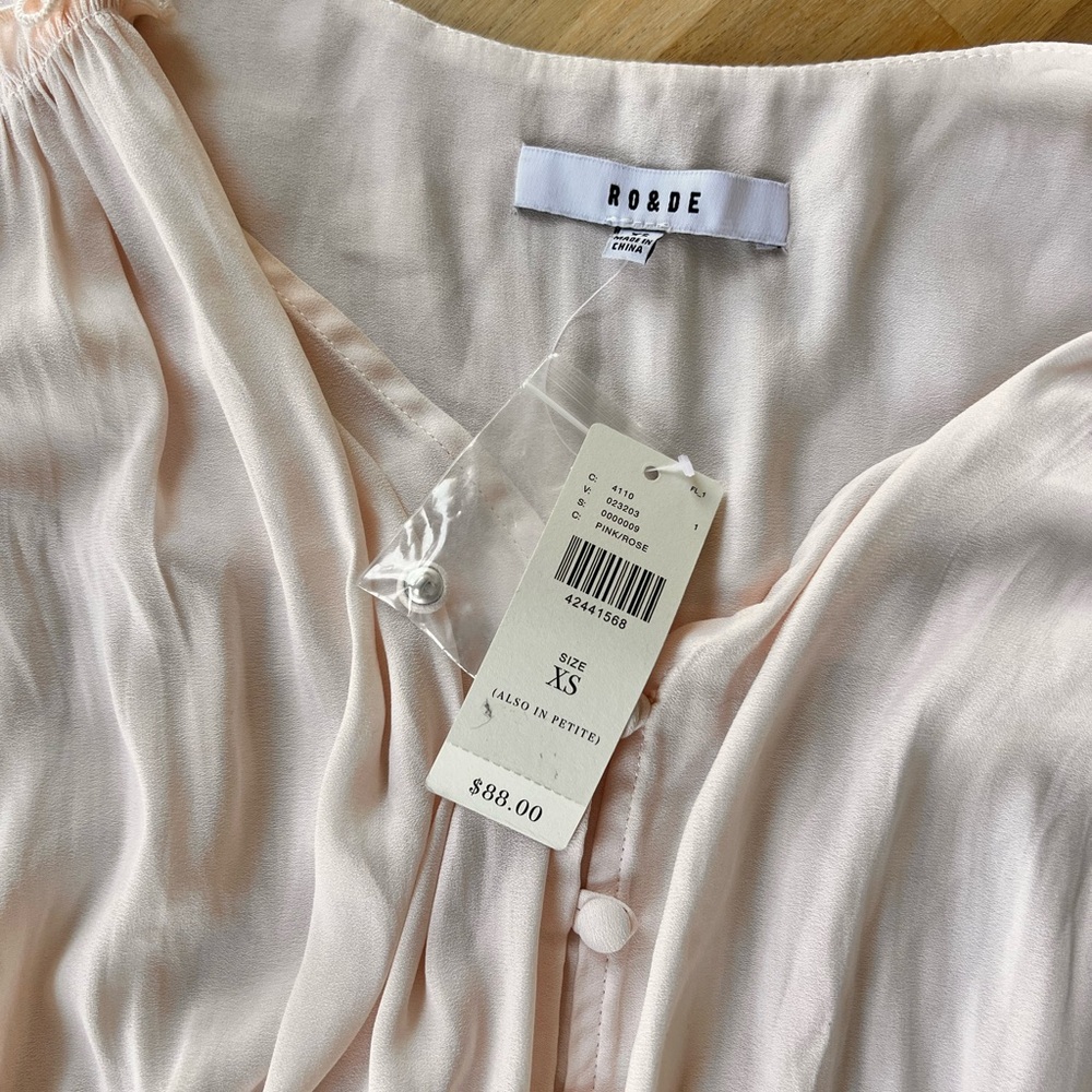 Pink blouse - Picture 3 of 4